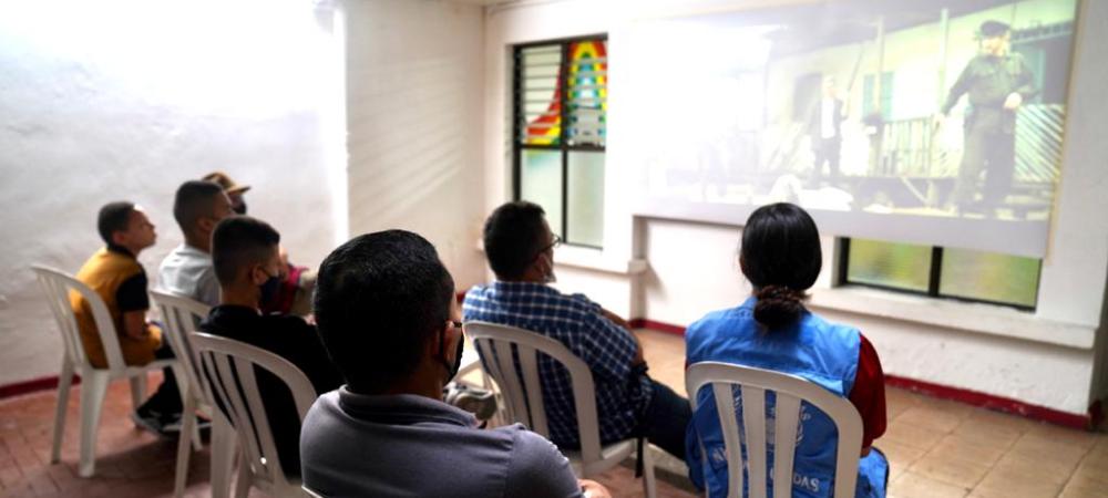 Inicia en Medellín primer ciclo de cine foros sobre paz y reconciliación