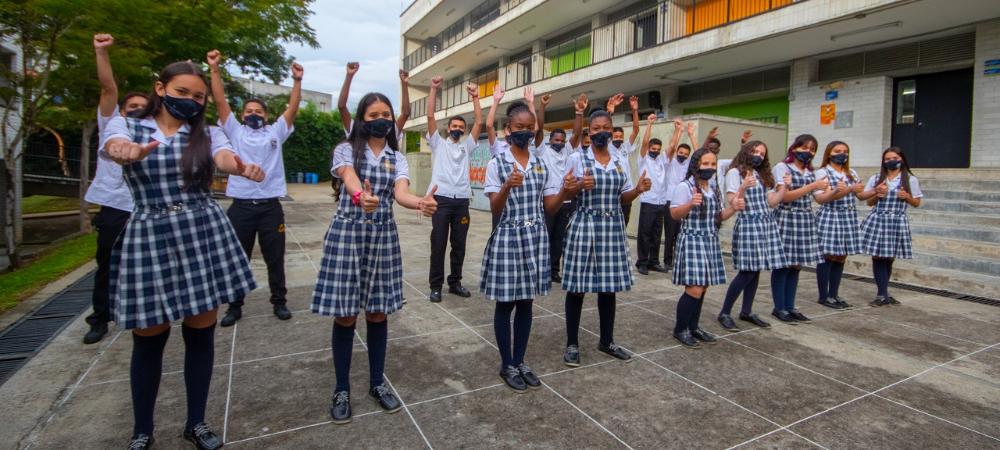 410.000 estudiantes fueron impactados durante 2021 con la Transformación Educativa de Medellín