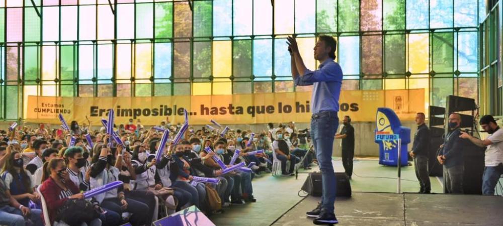 Con 8.276 equipos inicia la segunda entrega de Computadores Futuro para estudiantes de grado once de colegios oficiales de Medellín