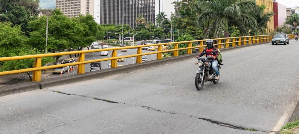 El puente vehicular de la Avenida del Ferrocarril, sobre la calle San Juan, tendrá trabajos de mantenimiento