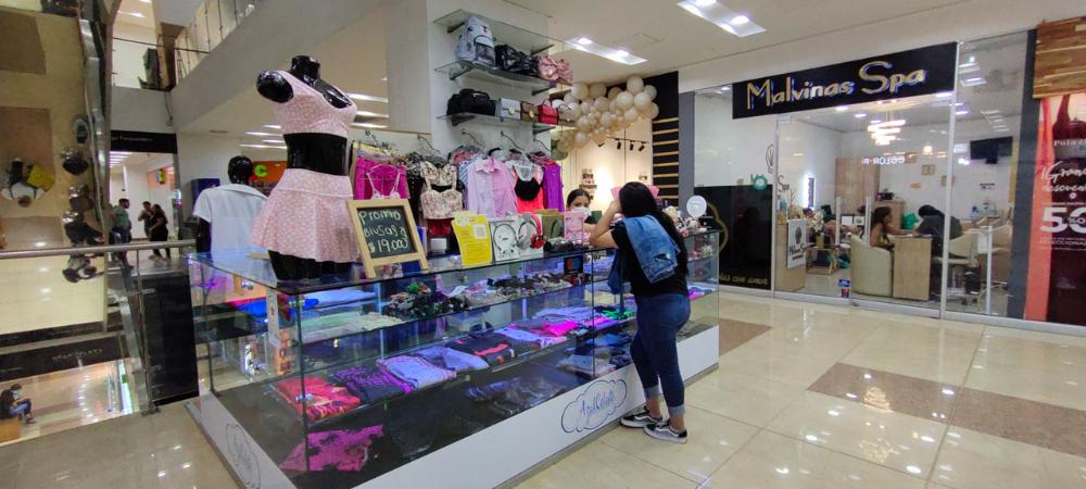 Con horario extendido, los comerciantes del Centro de Medellín reciben a los 2.000.000 de compradores para el Día de la Madre