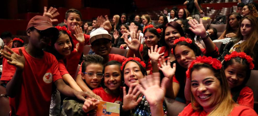 El concurso “Dame Razones para Bailar” exaltó 30 propuestas que promueven el cuidado de la salud mental en Medellín