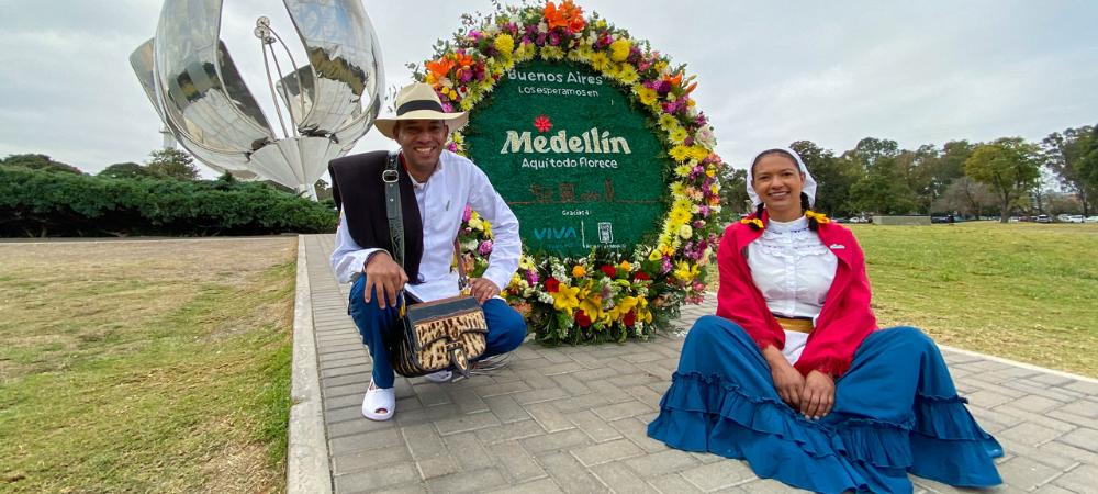 Silleteros de Medellín llegaron a Buenos Aires (Argentina) para promocionar la Feria de las Flores
